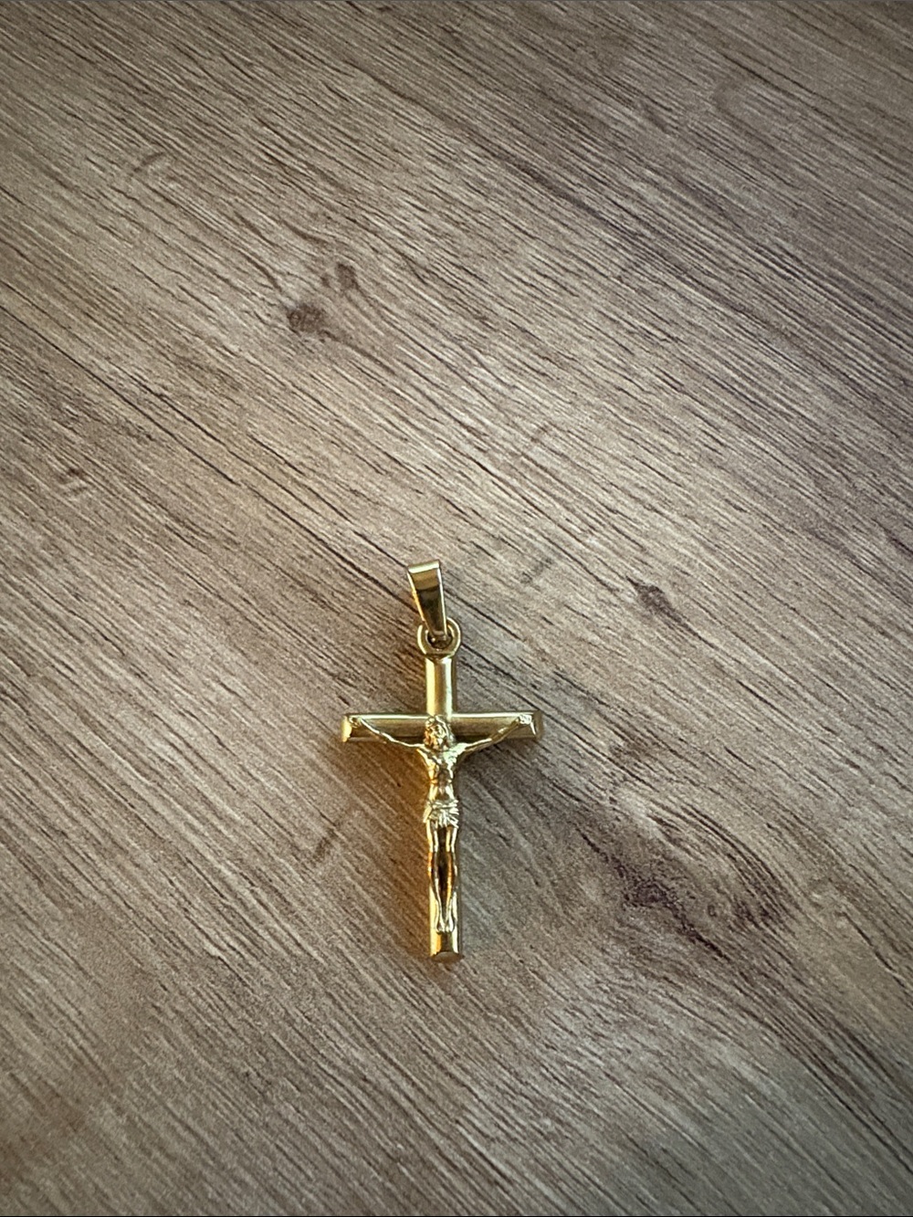 Gold Crucifix Pendant